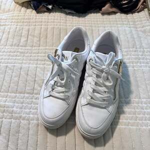 Nine West Dulah Women's Quilted Zip Platform Sneaker White